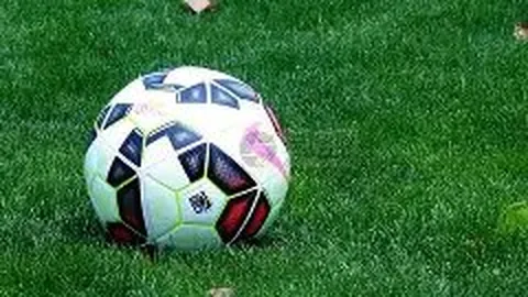 粉丝追星致鲜奶遭倾倒 或涉嫌违法行为