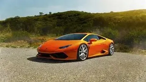 成都电竞青春之城：街头巷尾燃情，百万青年将热爱铸就事业