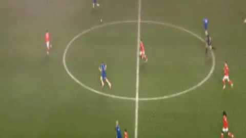 五连胜荣耀启航，海盗勇士挺进龙潭，主场荣耀金身谁能撼动？